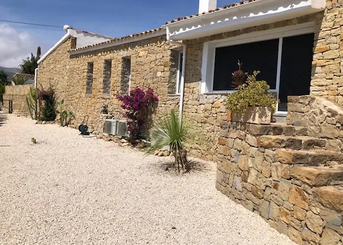 Villa Bennu *