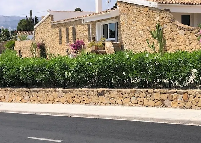 Bennu Villa *